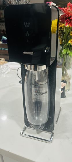 Soda Stream Sparkling Water Maker