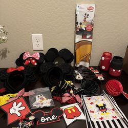 Mickey Mouse Party Decor