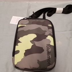 NEW with TAGS Lululemon Cross Body Bag