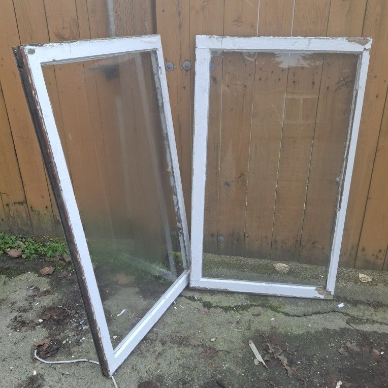 2-Wood Windows 27x48