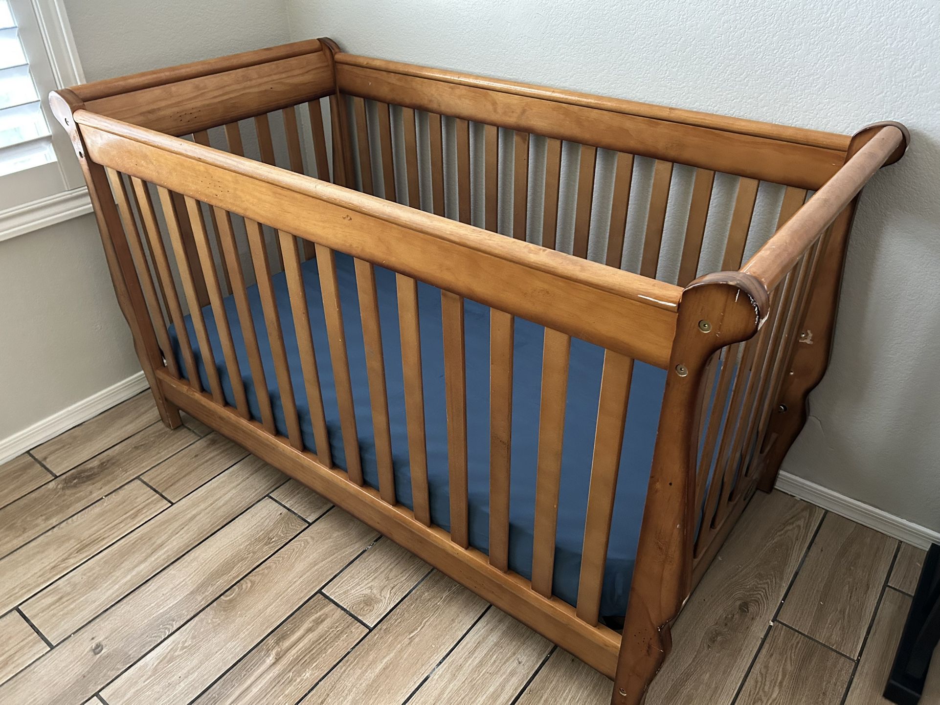 Baby Crib and Mattress