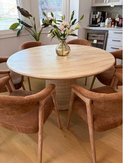 Maddox Dining Table Warm Travertine Concrete Roman Column Design Indoor Outdoor Modern Luxury Table