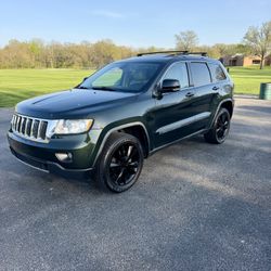 2011 JEEK GRAND CHEROKEE OVERLAND FULLY LOADED $5500 