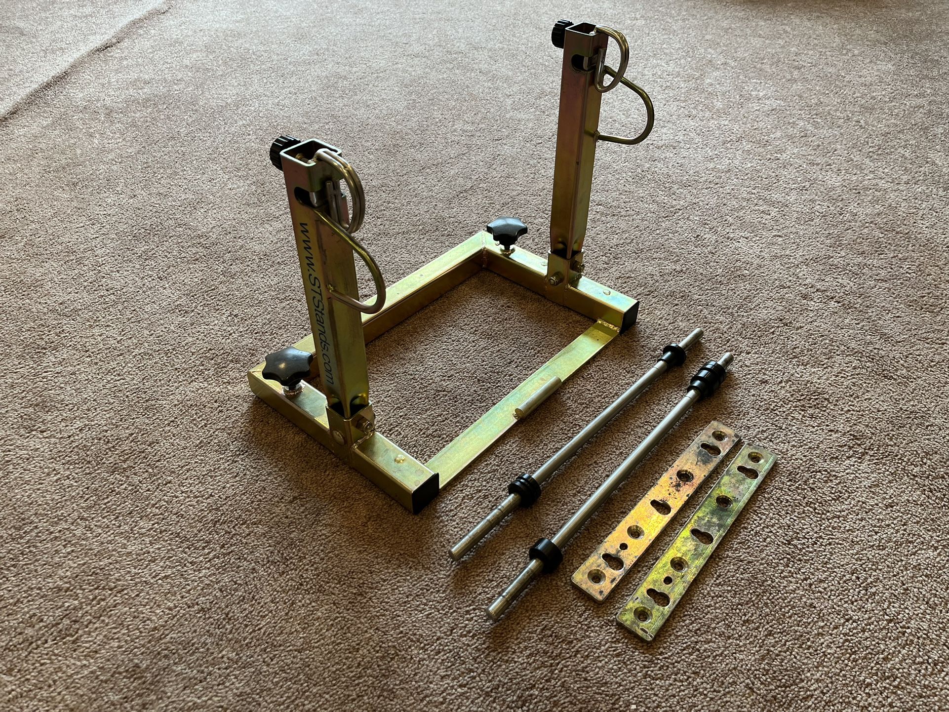 Strapless Transport Stand