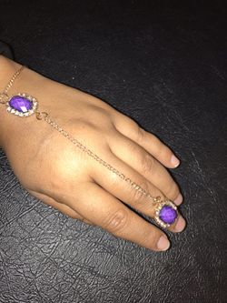 Nail chain bracelet available in different colors new