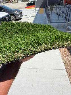 New 1500sf Roll - Artificial Grass Turf b71 - Zacate