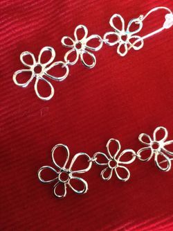 Triple flowers earring 🌸🌸🌸 Sterling Silver fashion jewelry / visit Eva's page !