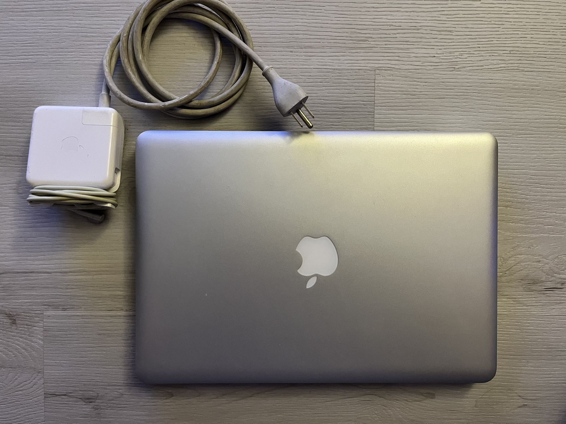 Apple MacBook Pro (Late 2011)