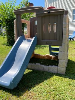 Kids2 Outdoor Climber Playset with Slide