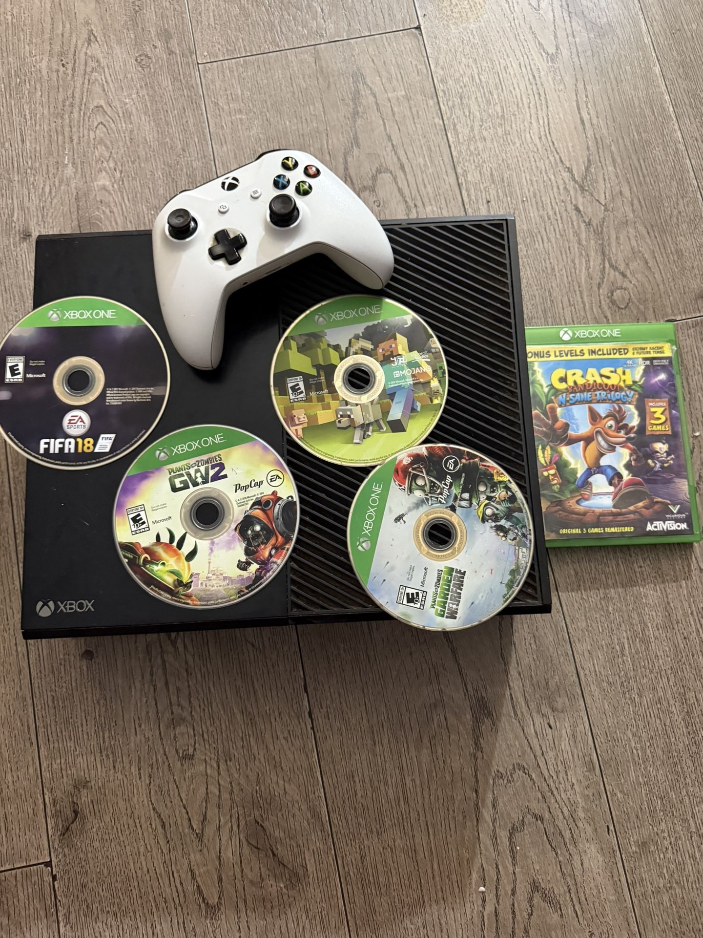 Xbox One, Games, Controller