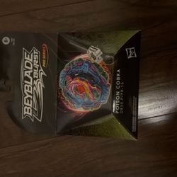 Beyblade Burst Pro Series Poison Cobra