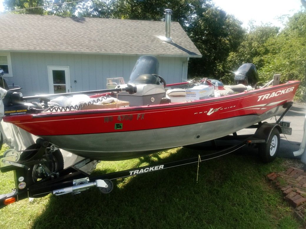 TRACKER PRO GUIDE V16 Bass Boat Turn Key for Sale in NEW PRT RCHY, FL ...