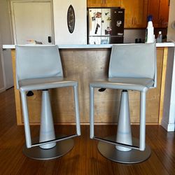 Set of 2 Adjustable Bar Stools