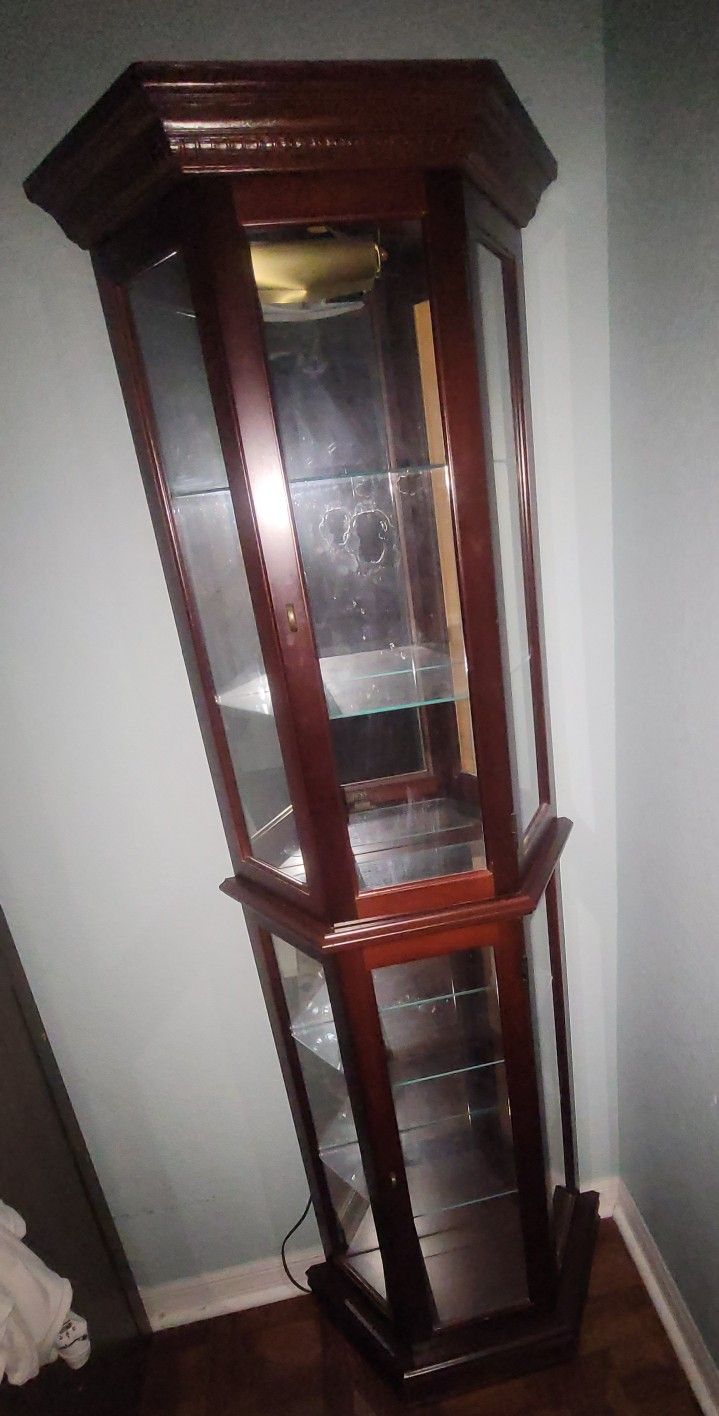 Pulaski Furniture Corp Canted Front Curio Cabinet 