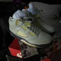 Jordan retro 5 size 10