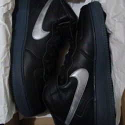 Air Force 1 Mid Size 12