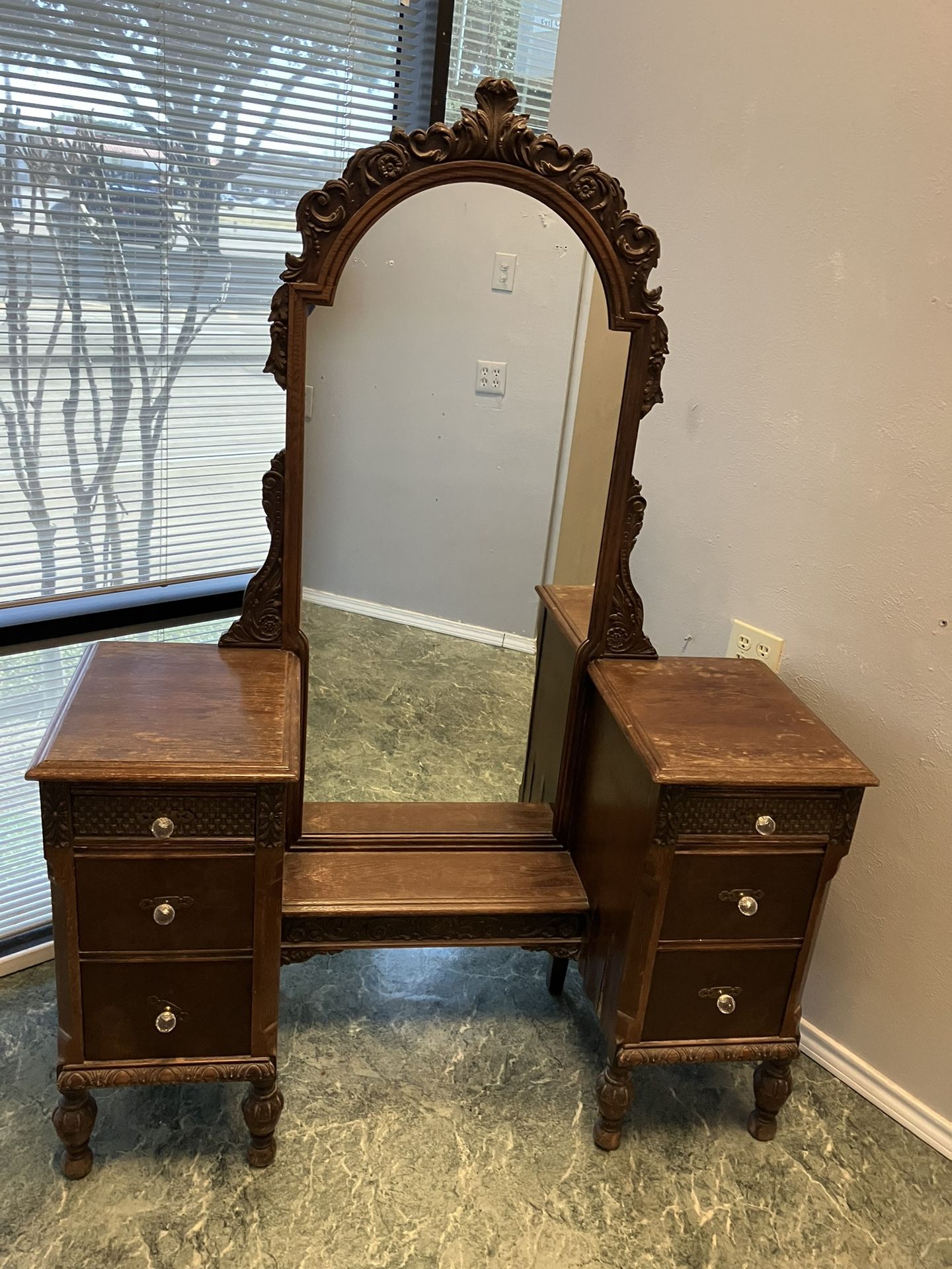 Antique Dresser. 1940s