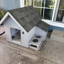 DOG HOUSE 