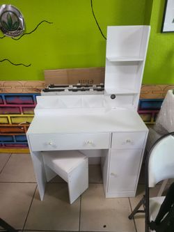 White vanity table