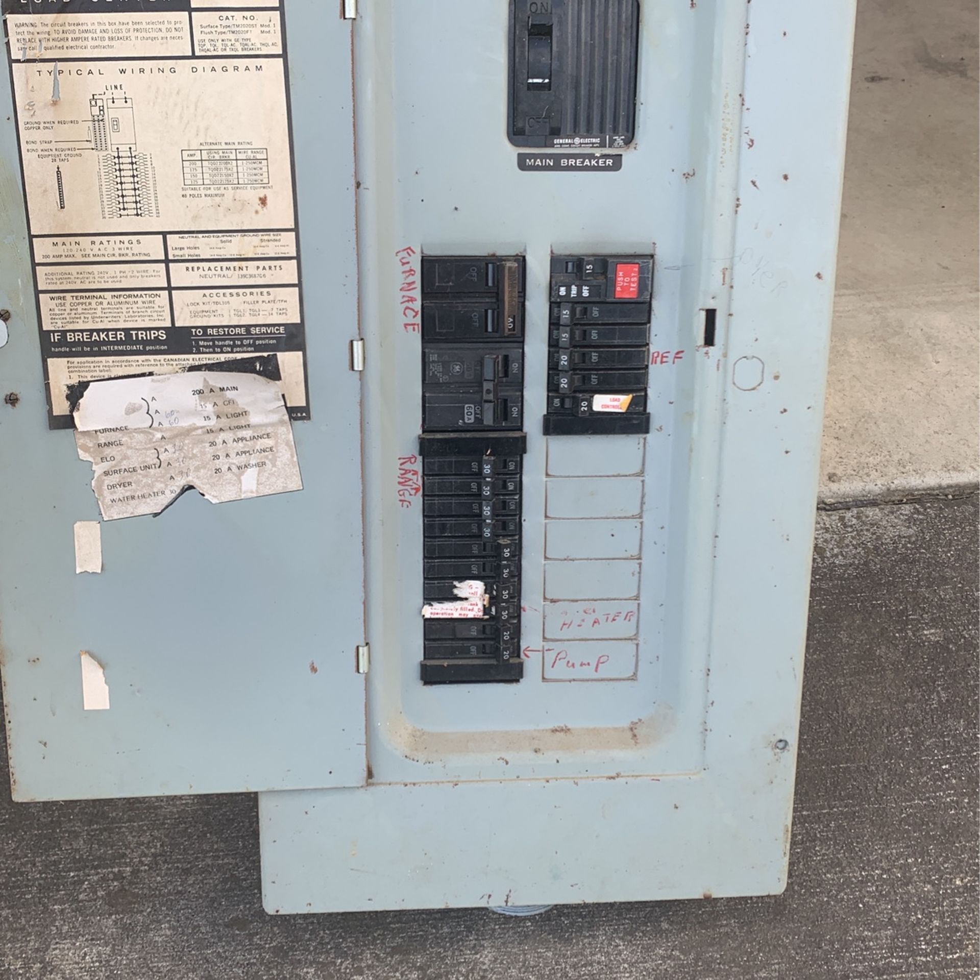 GE 200amp Electrical Panel