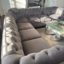 Grey Sway Couch – Seats 8, Modern & Spacious