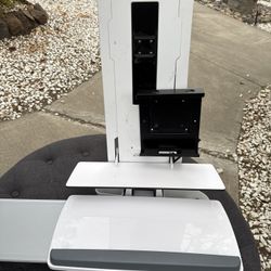 Standing Desk Mounts To Wall