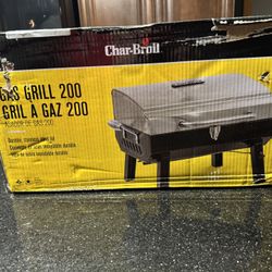 NEW Charbroil Gas Grill 200