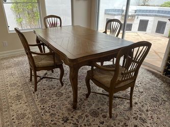 French Country Dining Set wih 4 Cane Chairs