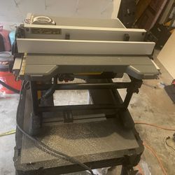 Dewalt tablesaw