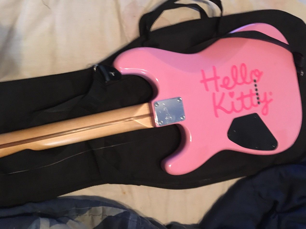 Fishbone Guitar Pink Hello Kitty for Sale in Phoenix AZ OfferUp