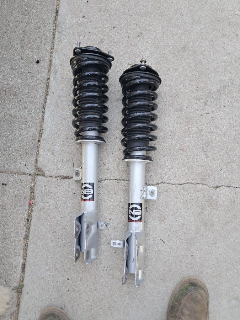 2 Inch Struts For 2016 Jeep Patriot/like Models