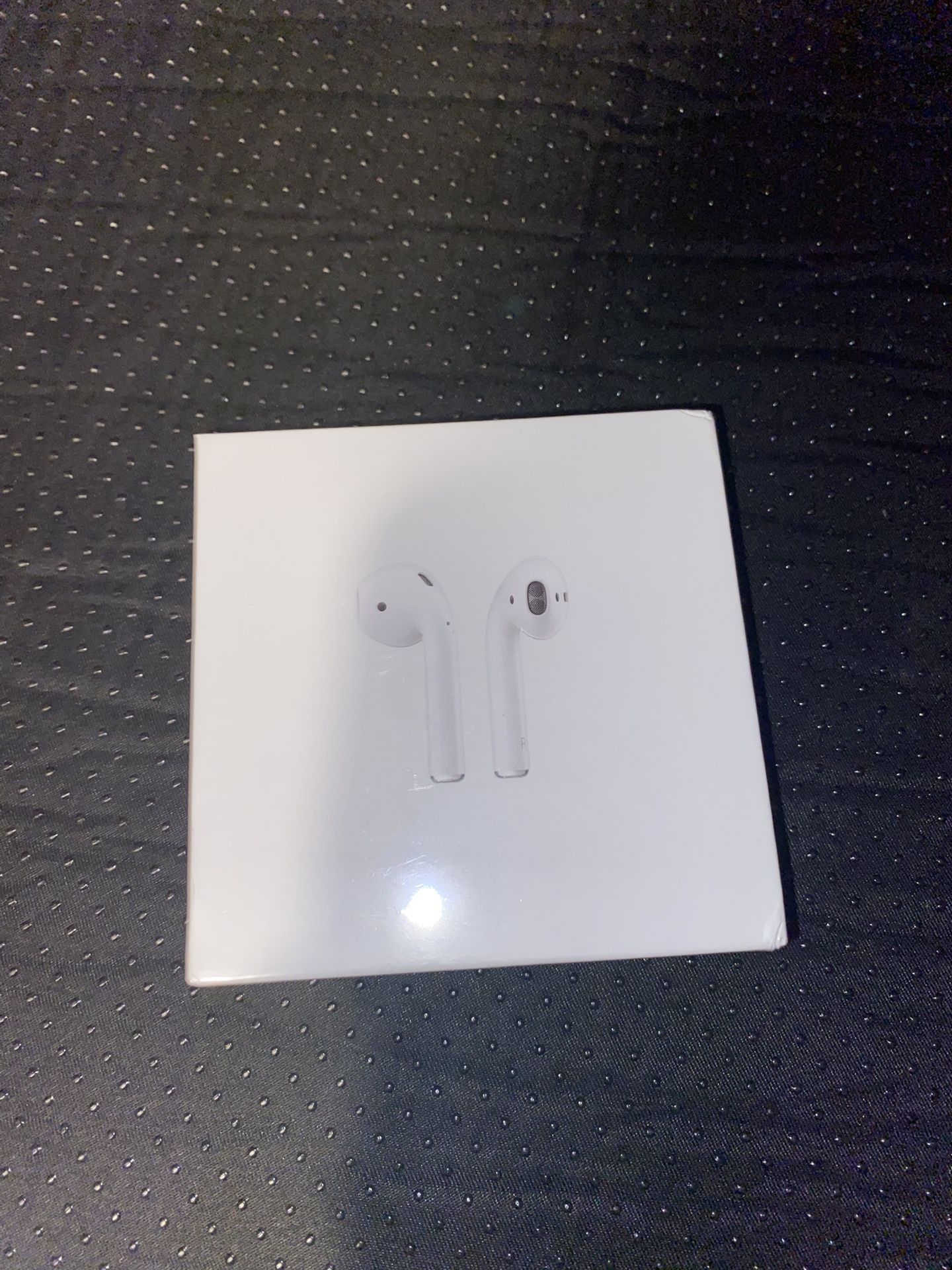 2 New Airpods