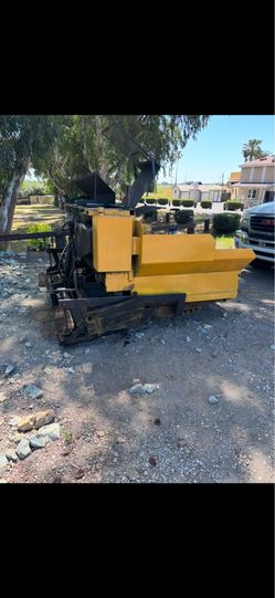 Asphalt paver