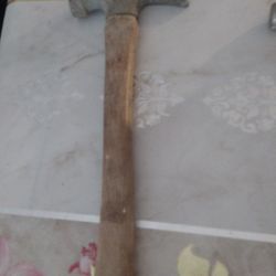 Craftsman straight claw hammer 18 oz including the handle