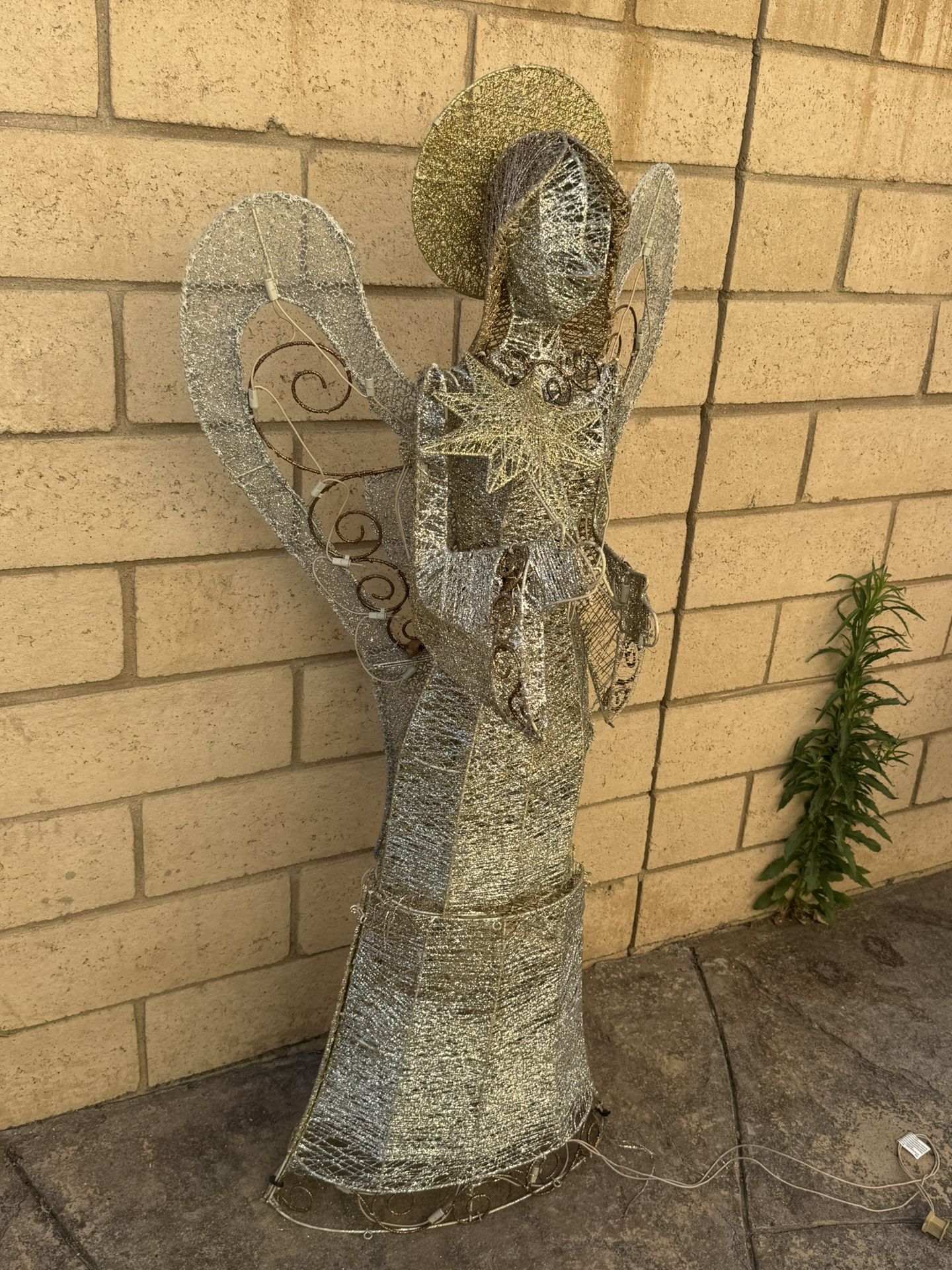 Holiday-Light Up Angel Yard Decor