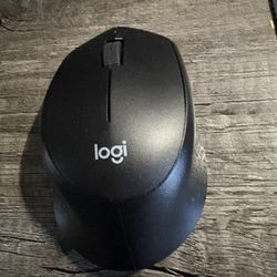 Logi tech Mouse and Keyboard