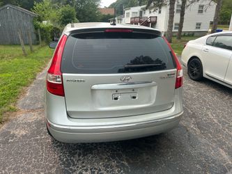 2010 Hyundai Elantra Touring