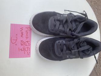 Tengo S Shoes See  $20 Each Set