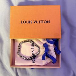 Louis Vuitton Monogram Chain Bracelet - Near Mint w/ Box & Receipt