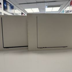 MacBook Air 13inch M2 256GB 8gbram