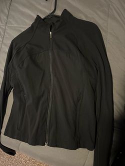 Lululemon Cropped Define jacket