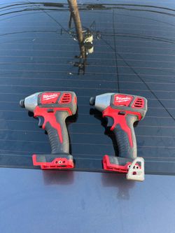 Milwaukee m18 taladros de impacto $50 each cada uno firme precio