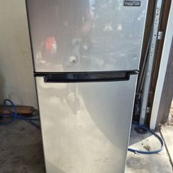 Mini Refrigerator Chef 