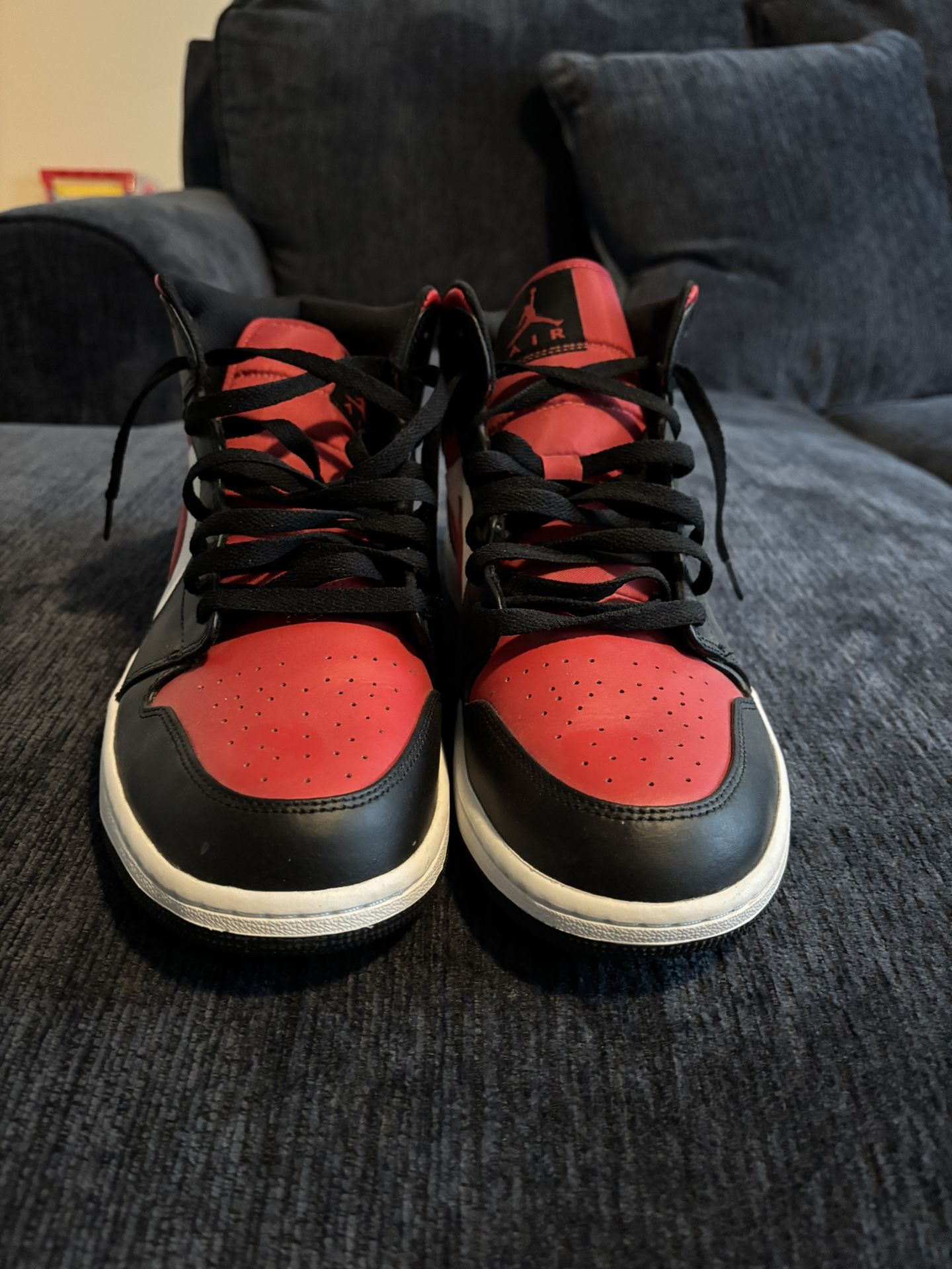 Jordan 1 Mid 13 Men's