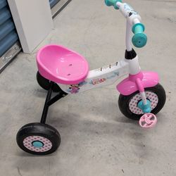 Disney Minnie Mouse Tricycle 