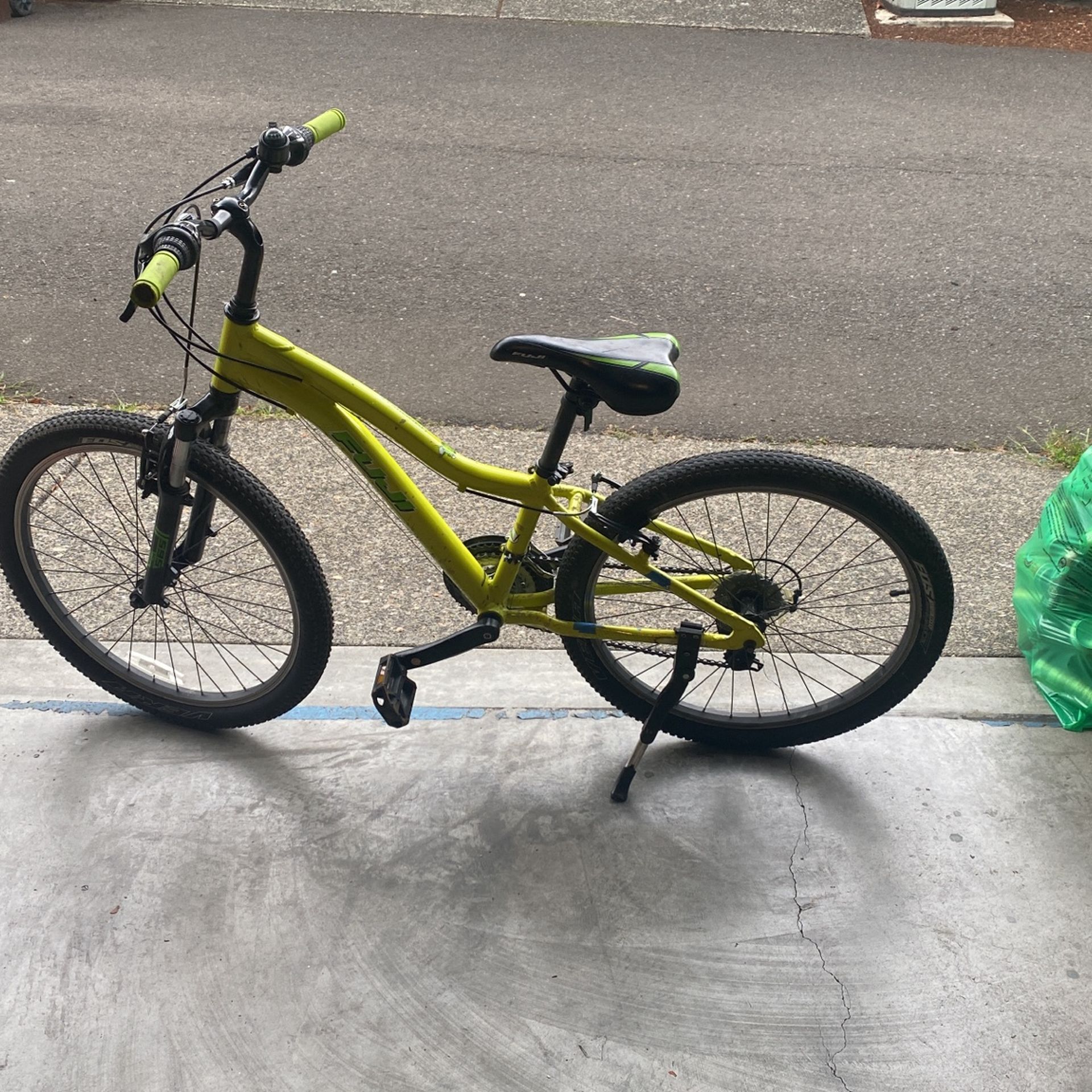 Fuji Youth Mountain Bike