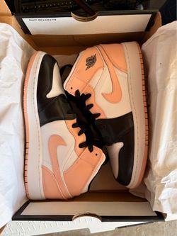Nike Air Jordan 1 Mid