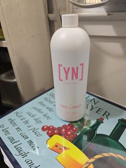 NEW 32 Oz Young Nails Monomer