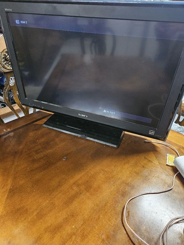 Sony 36 Inch TV Lightly Used