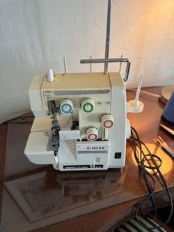 Singer Merrittlock 14u44